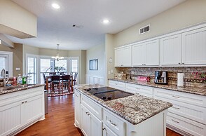 Lakefront Montgomery Home w/ Private Dock!