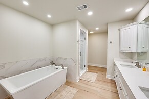 Grand Lakefront Home in Hot Springs w/ Boat Dock!