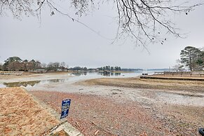 Grand Lakefront Home in Hot Springs w/ Boat Dock!