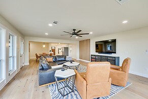 Grand Lakefront Home in Hot Springs w/ Boat Dock!