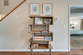 Family-friendly Branson Condo w/ Community Pools!