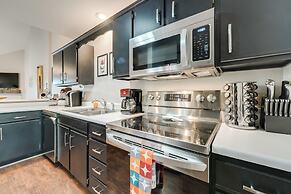 Family-friendly Branson Condo w/ Community Pools!