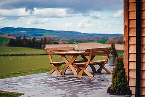 Beautiful Cottage in Idyllic Countryside Setting