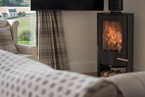 Beautiful Cottage in Idyllic Countryside Setting