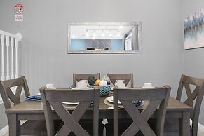 3725pcl-windsor Island Resort 5 Bedroom Townhouse by RedAwning