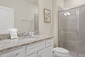 3725pcl-windsor Island Resort 5 Bedroom Townhouse by RedAwning