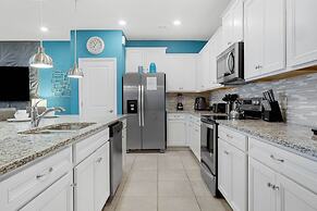 3725pcl-windsor Island Resort 5 Bedroom Townhouse by RedAwning