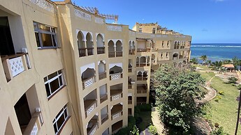 Lux Suites Shanzu Beachfront Apartments