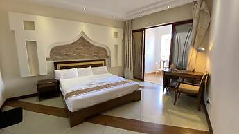 Lux Suites Shanzu Beachfront Apartments