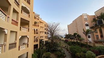Lux Suites Shanzu Beachfront Apartments