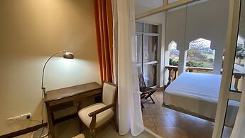 Lux Suites Shanzu Beachfront Apartments