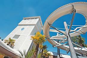 Charming 3-bed Holiday Home in Poole, Rockley Park