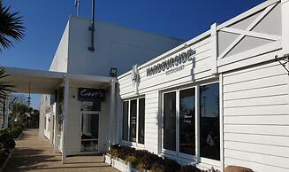 Charming 3-bed Holiday Home in Poole, Rockley Park