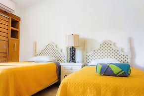 Private pool in beach front Villa