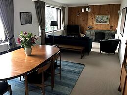 Midcentury 3-bed House in Gairloch