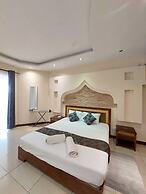 Lux Suites Shanzu Oceanfront Apartments