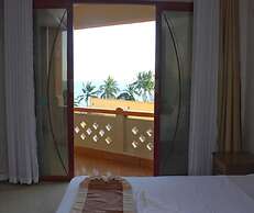 Lux Suites Shanzu Oceanfront Apartments