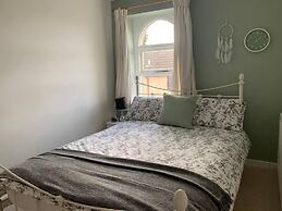 Lancaster 1 bed Cottage Apartment- M6 - Lancs Uni