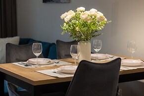 Beautiful Blue Apartment by Renters