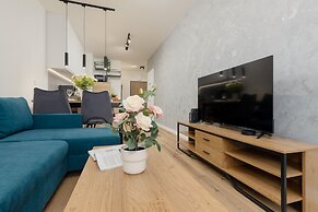 Beautiful Blue Apartment by Renters