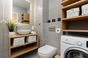 Beautiful Blue Apartment by Renters