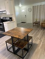 Central Bellevue Guesthouse