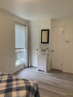 Central Bellevue Guesthouse