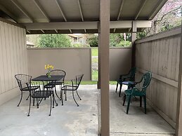 Central Bellevue Guesthouse