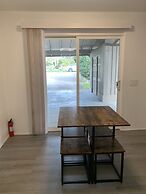 Central Bellevue Guesthouse