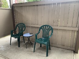 Central Bellevue Guesthouse