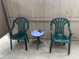 Central Bellevue Guesthouse