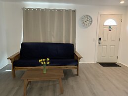 Central Bellevue Guesthouse