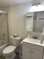 Central Bellevue Guesthouse