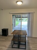 Central Bellevue Guesthouse