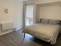 Central Bellevue Guesthouse