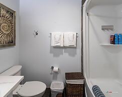 Solara Hotel room with Pool-Hot tub-Gym