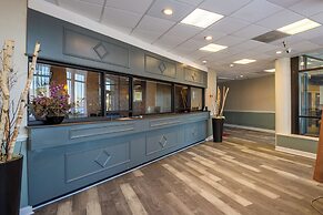 Dominion Inn & Suites