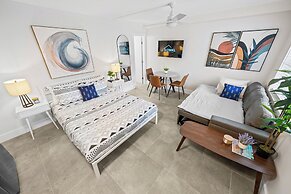 Progresso Apartments & Homes by Lowkl