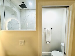 Progresso Apartments & Homes by Lowkl