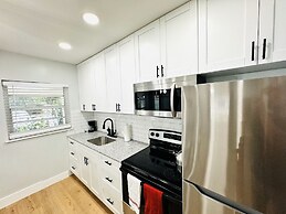 Progresso Apartments & Homes by Lowkl