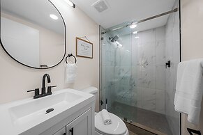 Progresso Apartments & Homes by Lowkl