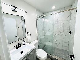 Progresso Apartments & Homes by Lowkl