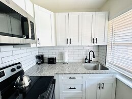 Progresso Apartments & Homes by Lowkl