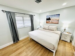 Progresso Apartments & Homes by Lowkl