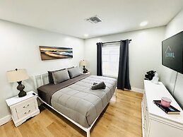 Progresso Apartments & Homes by Lowkl