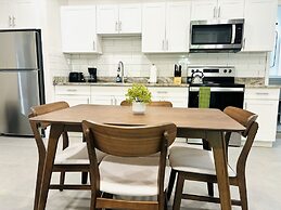 Progresso Apartments & Homes by Lowkl