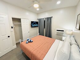 Progresso Apartments & Homes by Lowkl