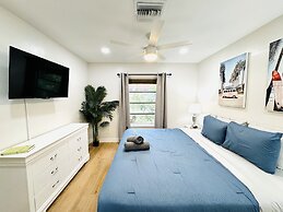 Progresso Apartments & Homes by Lowkl