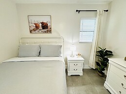 Progresso Apartments & Homes by Lowkl