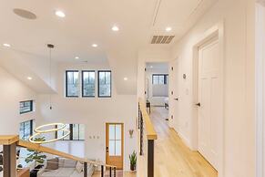 Casa Grada by Avantstay Loft-style Group Retreat